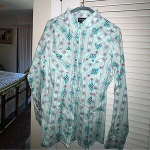 Women’s wrangler button down rodeo shirt